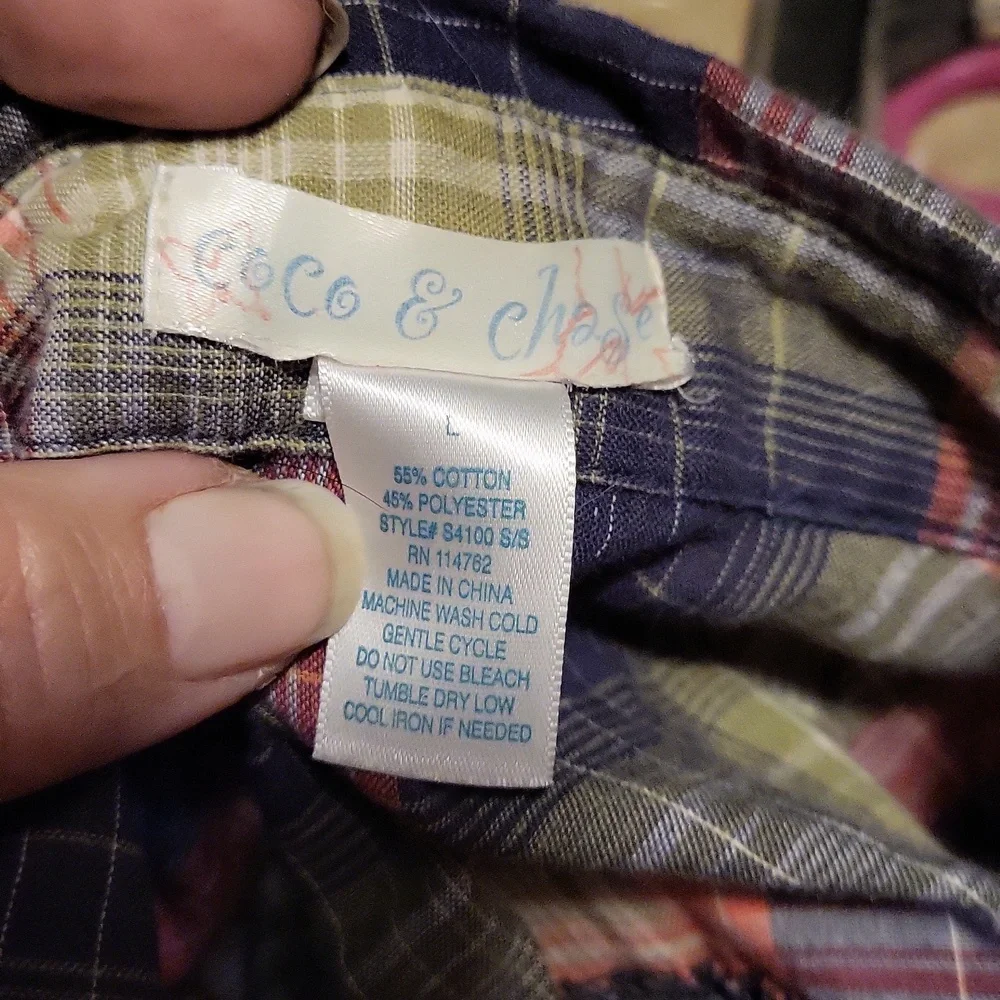 Button up - Picture 5 of 5